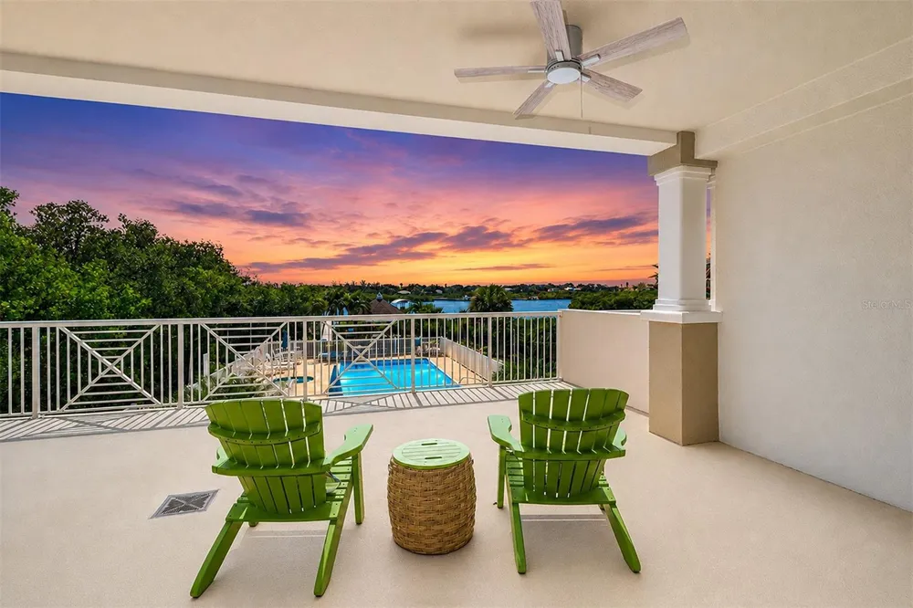 19519 GULF BOULEVARD #202 Indian Shores, FL 33785