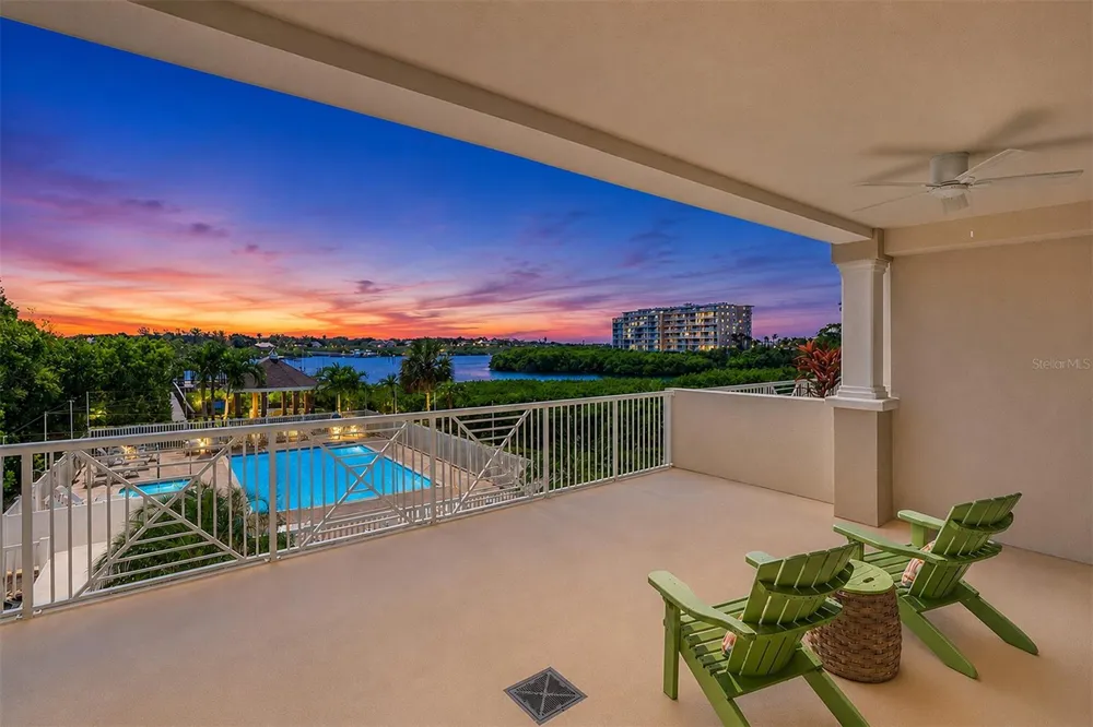 19519 GULF BOULEVARD #202 Indian Shores, FL 33785