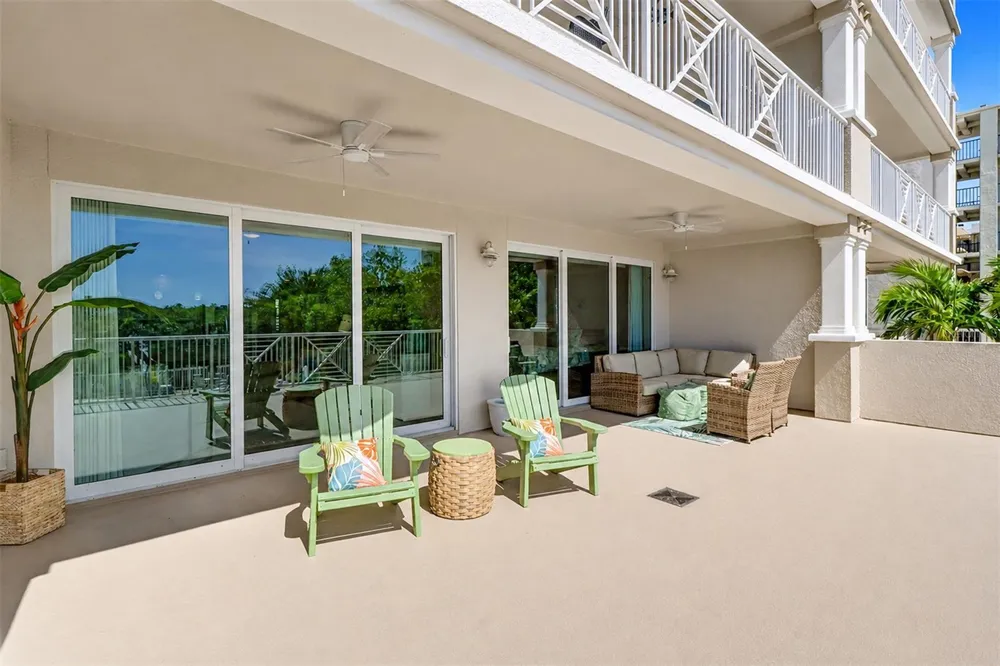 19519 GULF BOULEVARD #202 Indian Shores, FL 33785