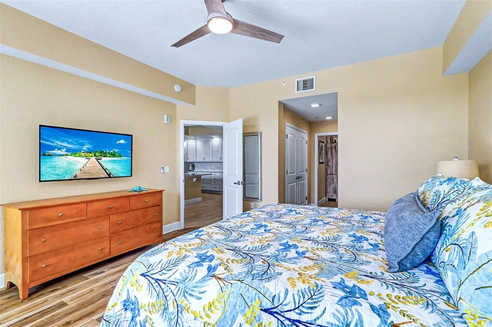 19519 GULF BOULEVARD #202 Indian Shores, FL 33785