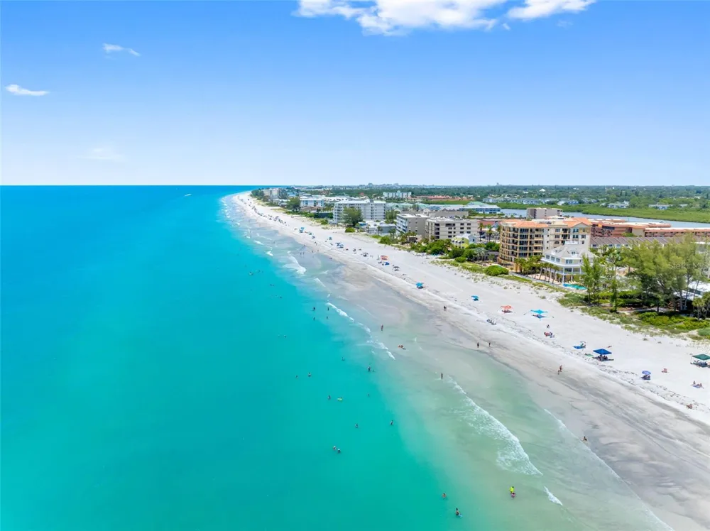 19519 GULF BOULEVARD #202 Indian Shores, FL 33785