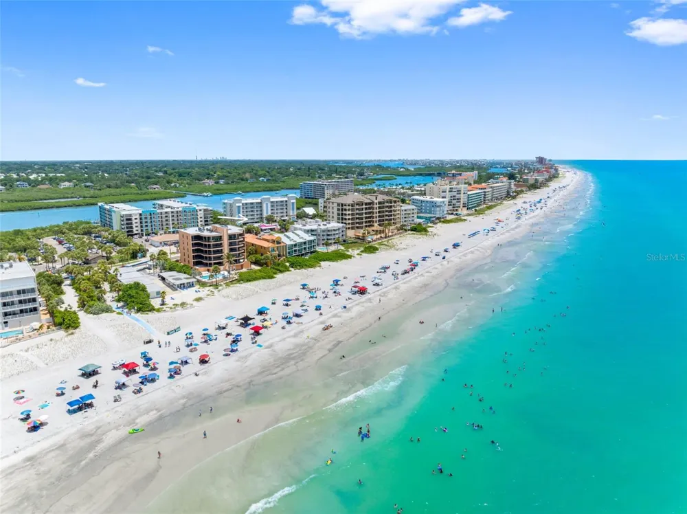 19519 GULF BOULEVARD #202 Indian Shores, FL 33785