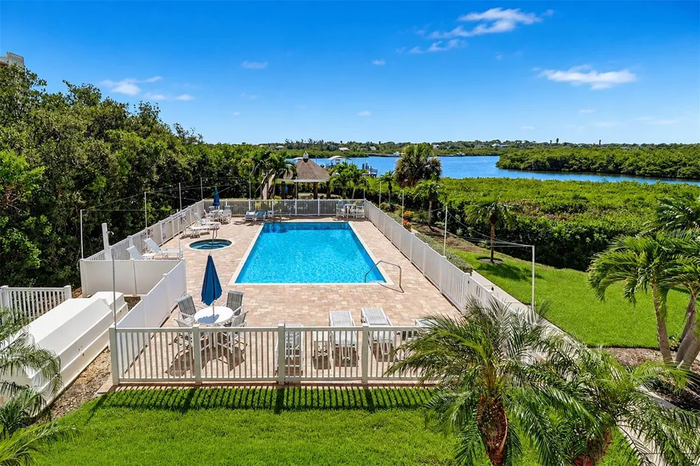 19519 GULF BOULEVARD #202 Indian Shores, FL 33785