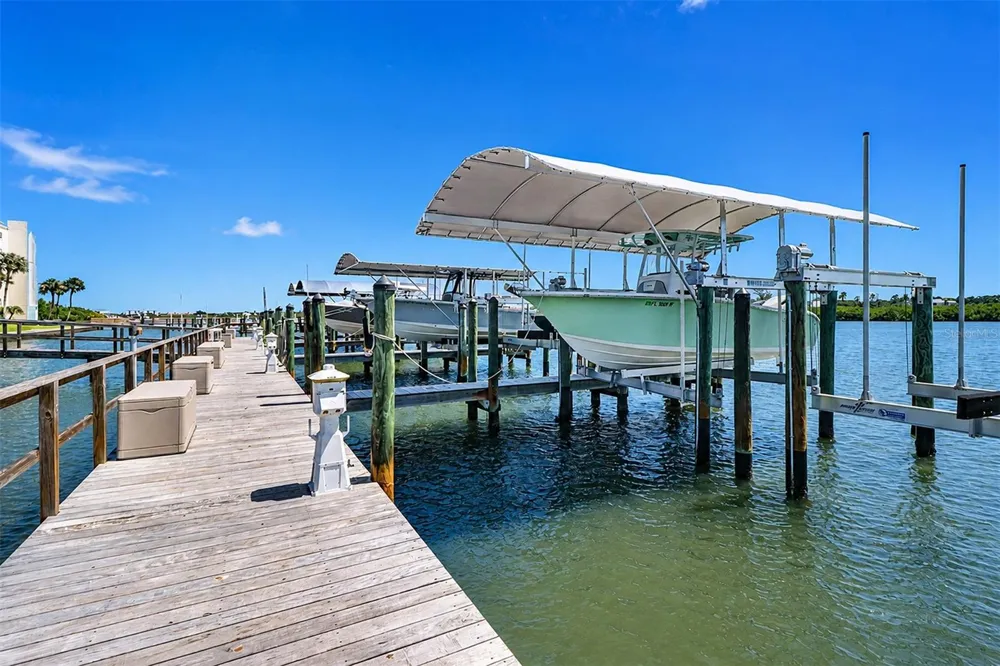 19519 GULF BOULEVARD #202 Indian Shores, FL 33785