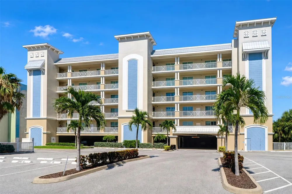 19519 GULF BOULEVARD #202 Indian Shores, FL 33785