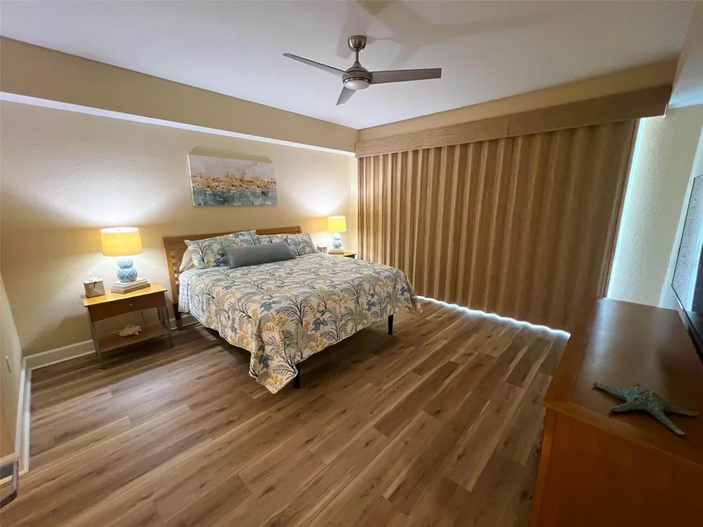 19519 GULF BOULEVARD #202 Indian Shores, FL 33785