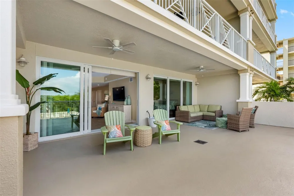 19519 GULF BOULEVARD #202 Indian Shores, FL 33785