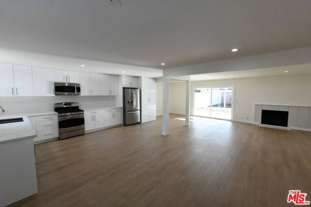 3125 Jacinto Avenue Simi Valley, CA 93063