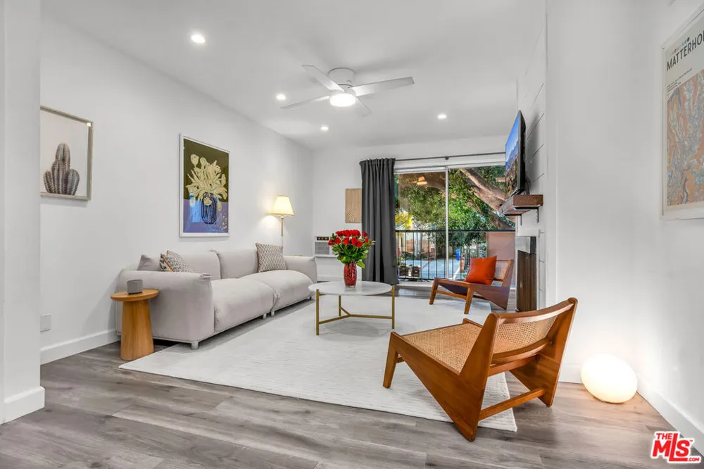 3640 Cardiff Avenue #119 Los Angeles, CA 90034