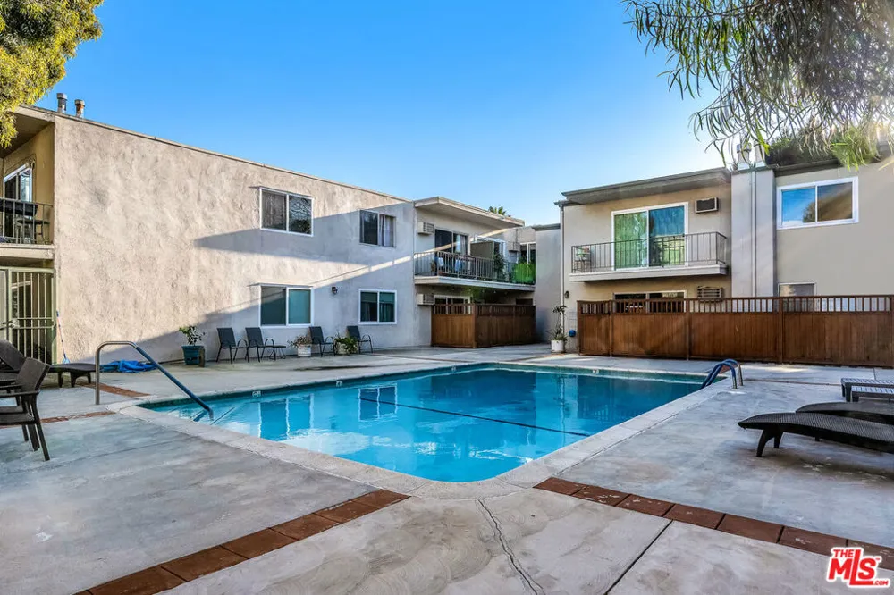 3640 Cardiff Avenue #119 Los Angeles, CA 90034