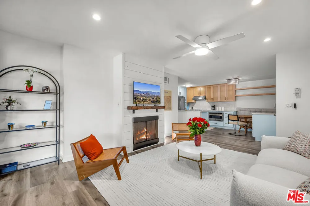 3640 Cardiff Avenue #119 Los Angeles, CA 90034