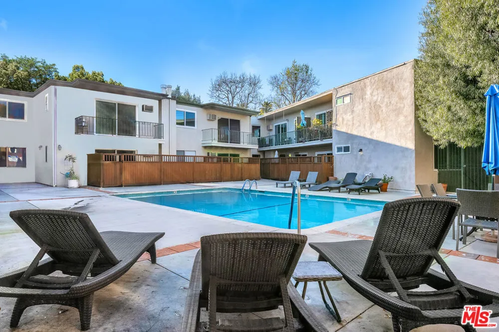 3640 Cardiff Avenue #119 Los Angeles, CA 90034