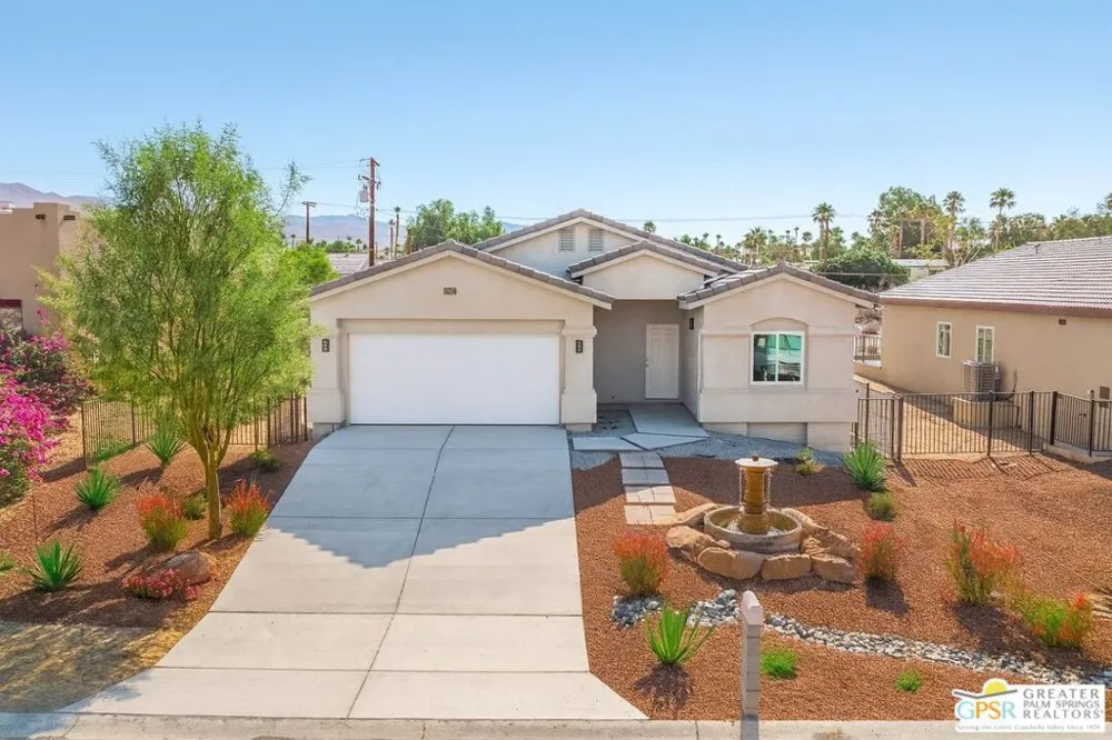 16264 Avenida Rambla Desert Hot Springs, CA 92240