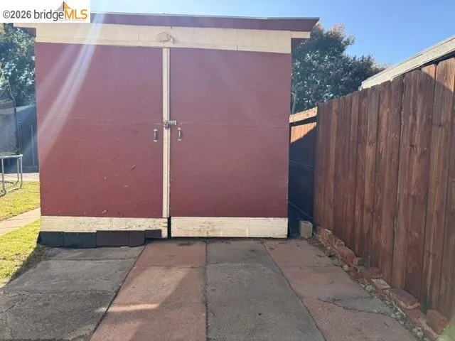 1376 Elm Street Pittsburg, CA 94565