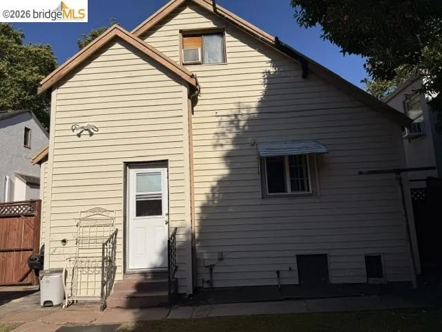 1376 Elm Street Pittsburg, CA 94565