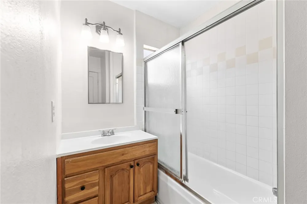 2515 Mayberry Street Los Angeles, CA 90026