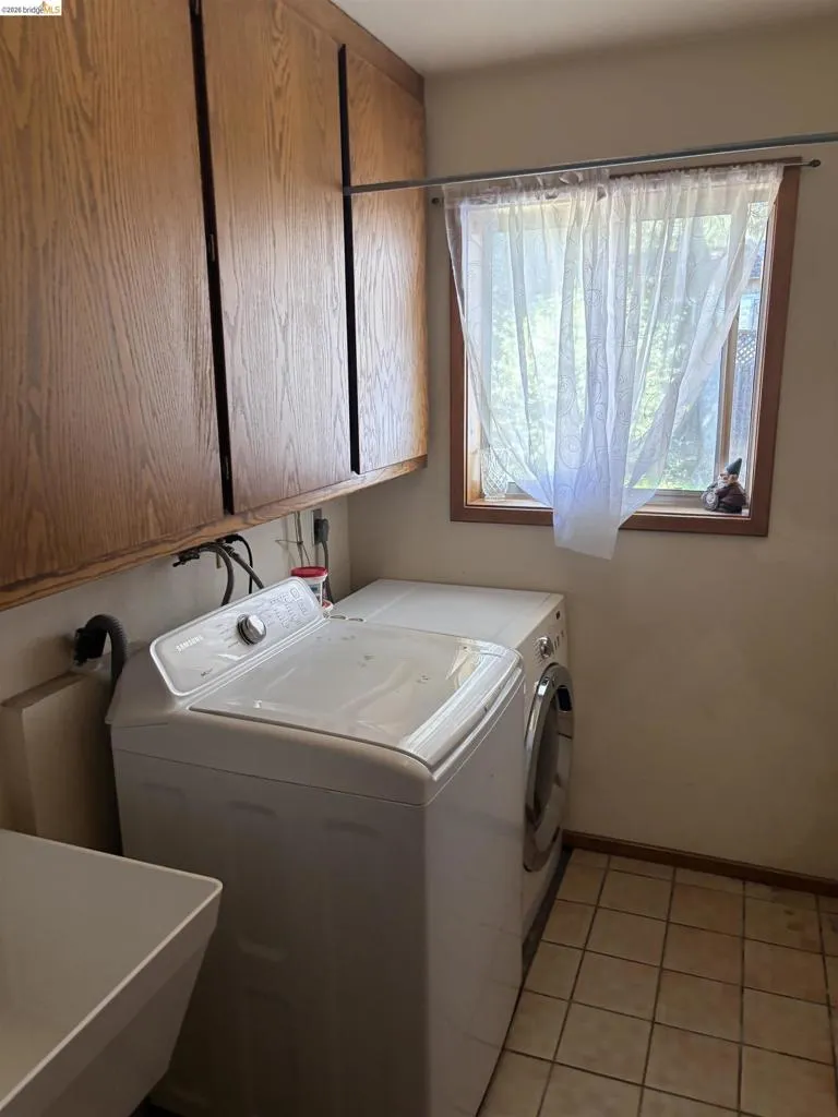 19256 Rockridge Way Sonora, CA 95370