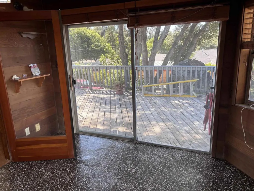 19256 Rockridge Way Sonora, CA 95370