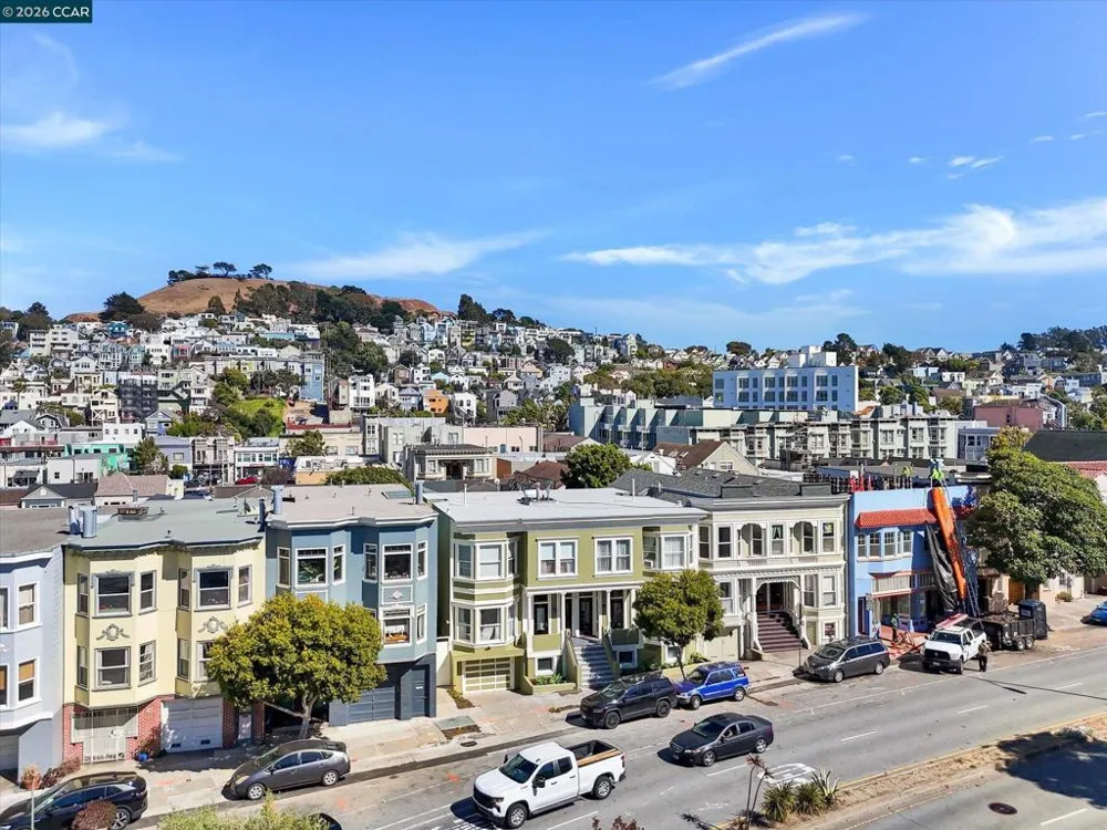 657 San Jose Ave San Francisco, CA 94110