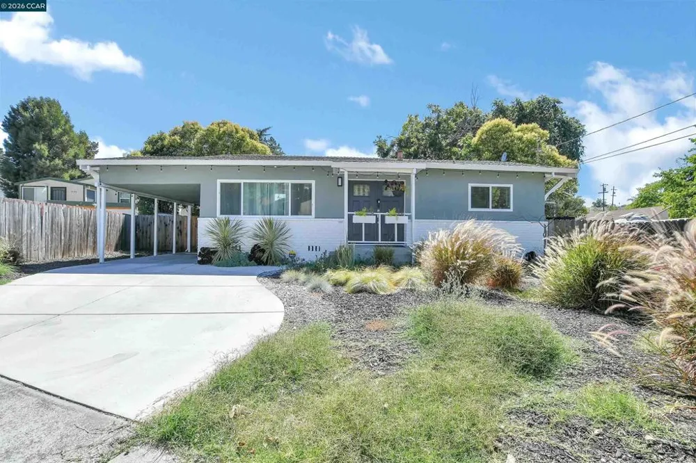 2160 Walnut St Martinez, CA 94553