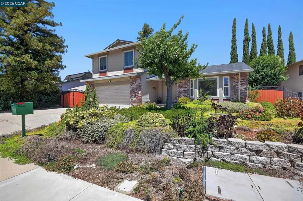 2504 Silverado Dr Antioch, CA 94509