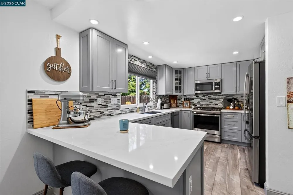 2504 Silverado Dr Antioch, CA 94509