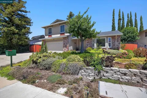 2504 Silverado Dr