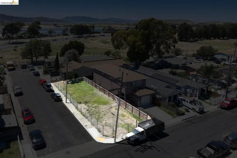 1241 Battery Street Richmond, CA 94801