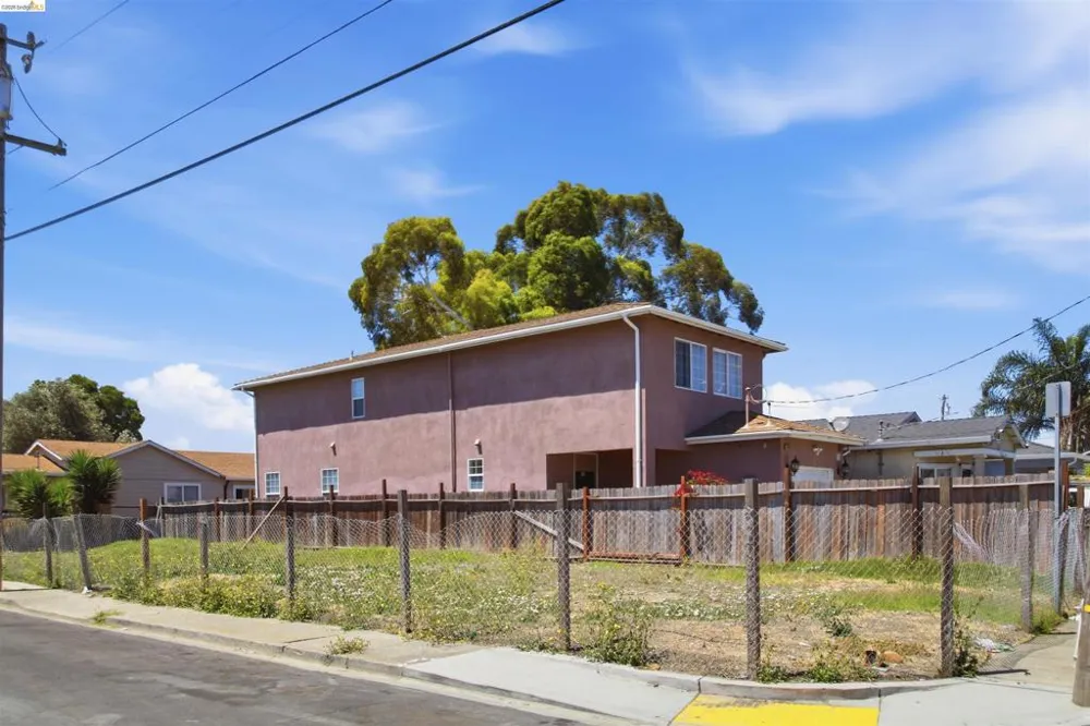 1241 Battery Street Richmond, CA 94801