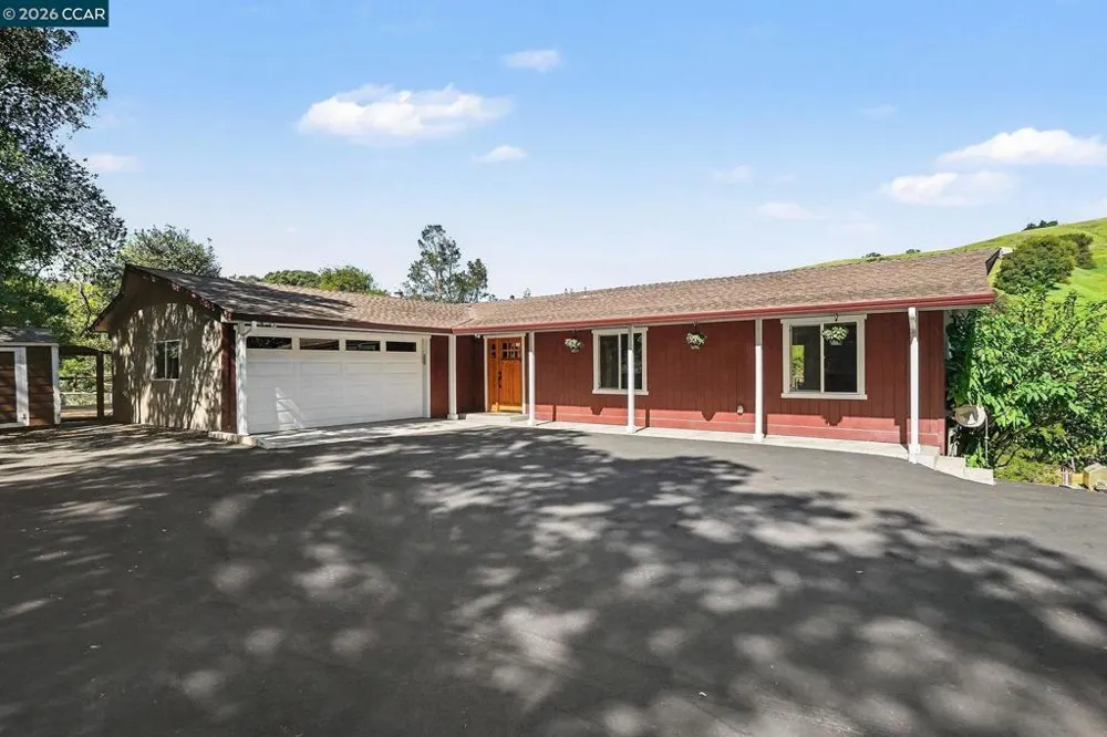 5745 Alhambra Valley Rd Martinez, CA 94553