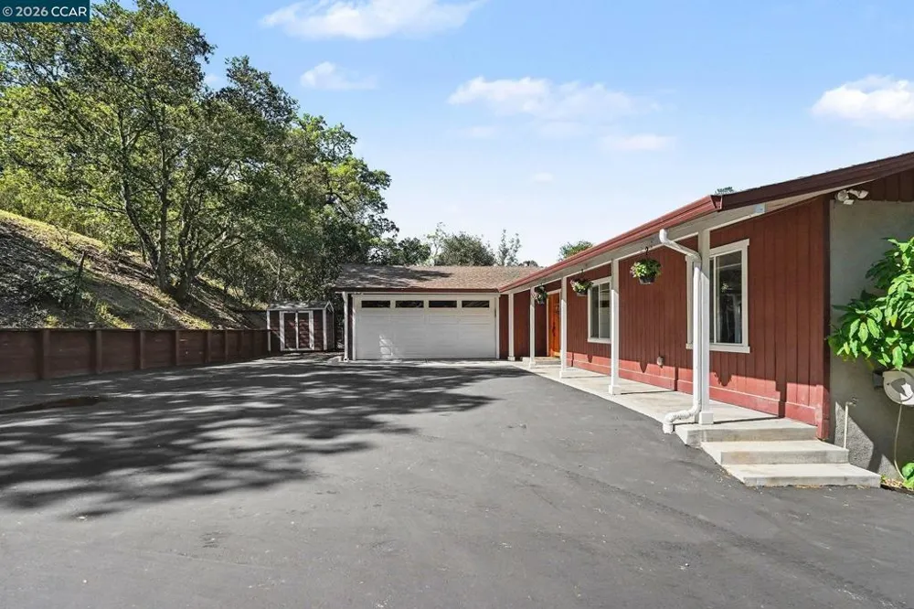 5745 Alhambra Valley Rd Martinez, CA 94553