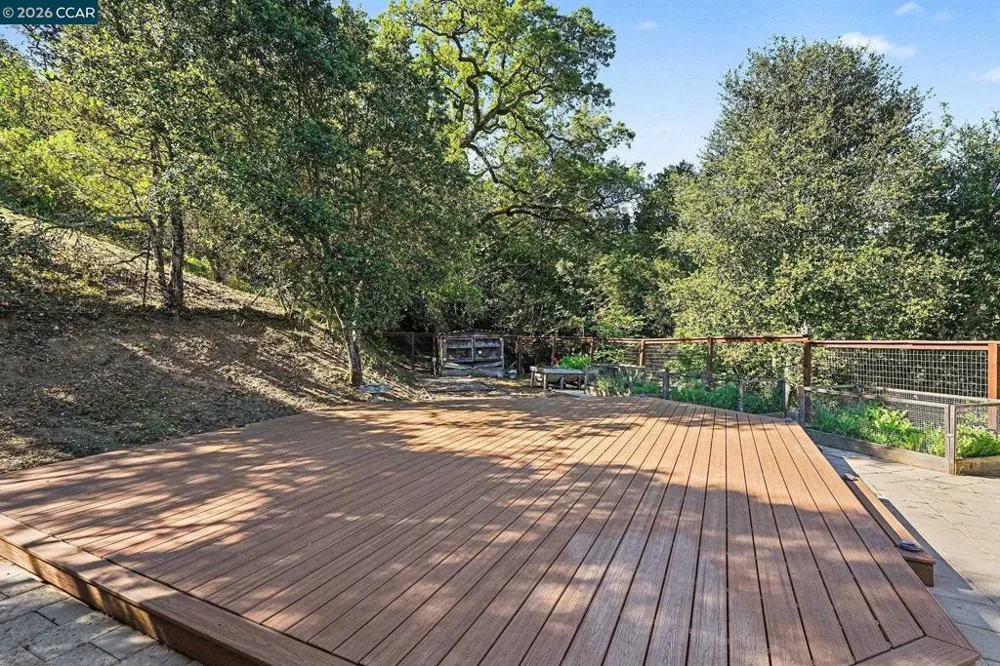 5745 Alhambra Valley Rd Martinez, CA 94553