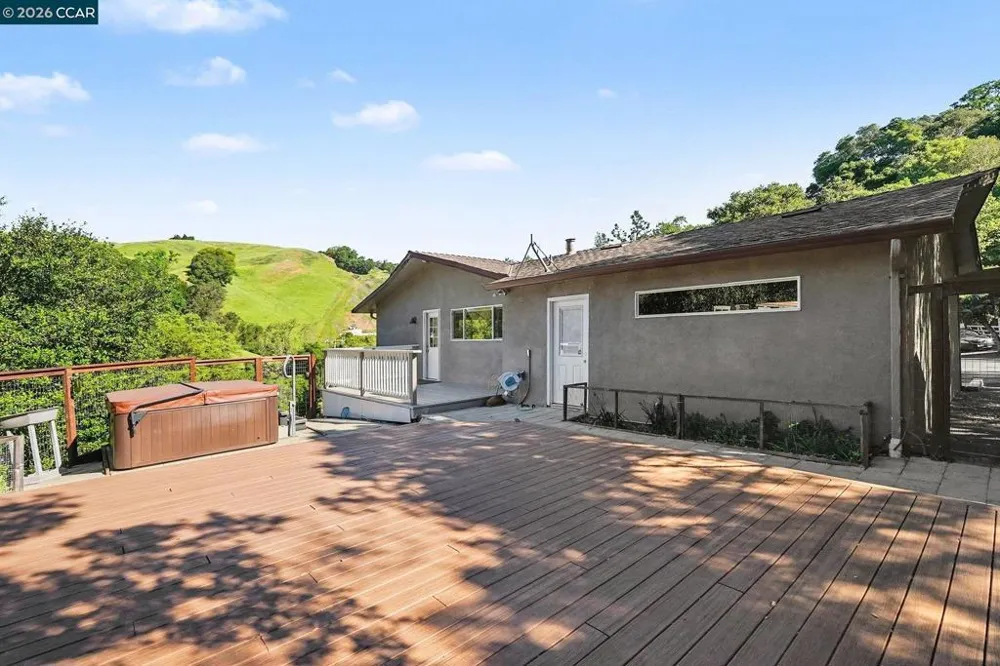 5745 Alhambra Valley Rd Martinez, CA 94553