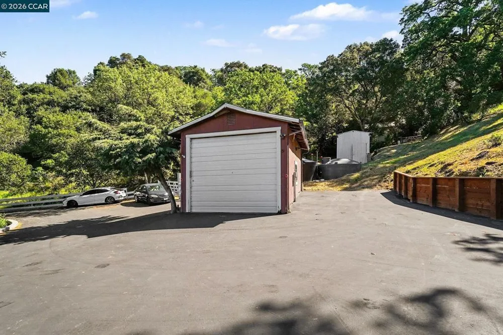 5745 Alhambra Valley Rd Martinez, CA 94553
