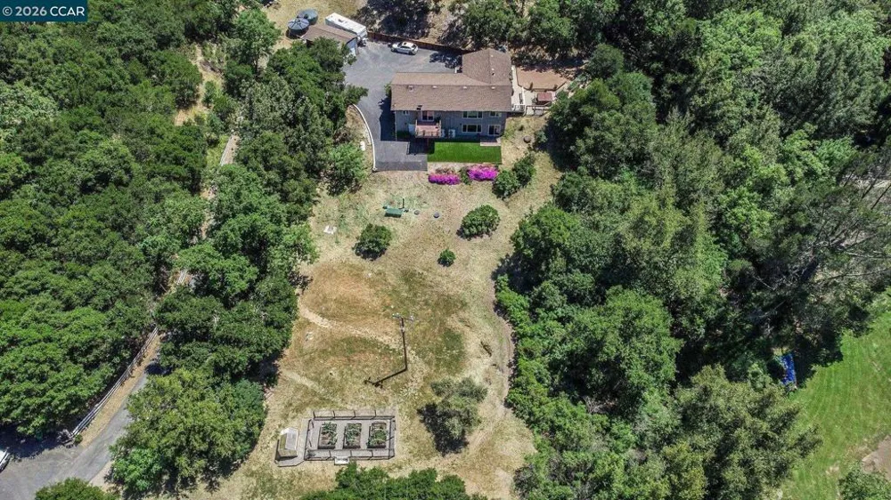 5745 Alhambra Valley Rd Martinez, CA 94553