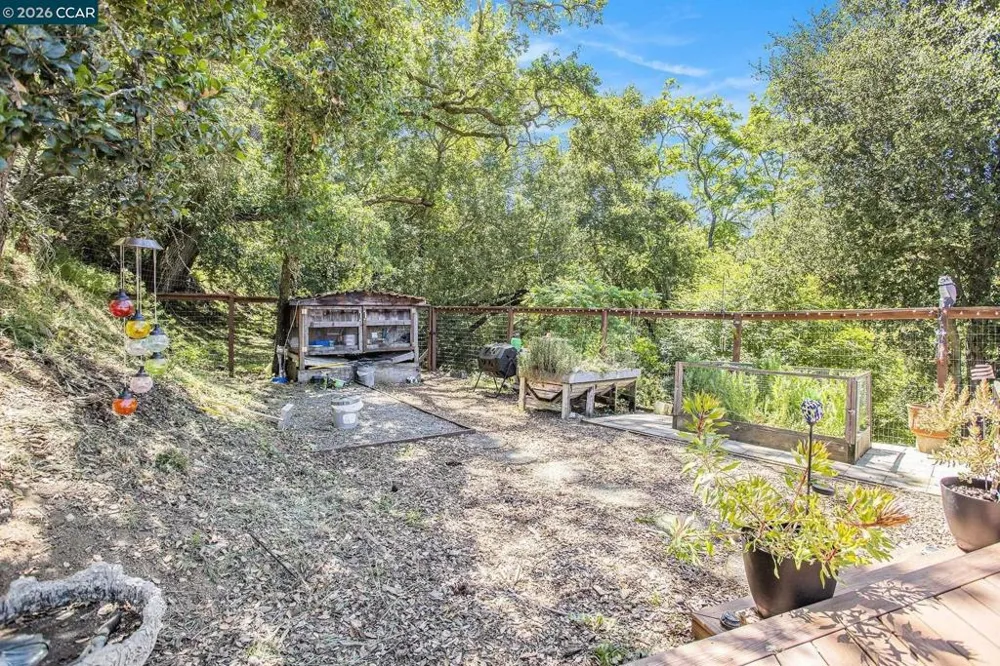 5745 Alhambra Valley Rd Martinez, CA 94553