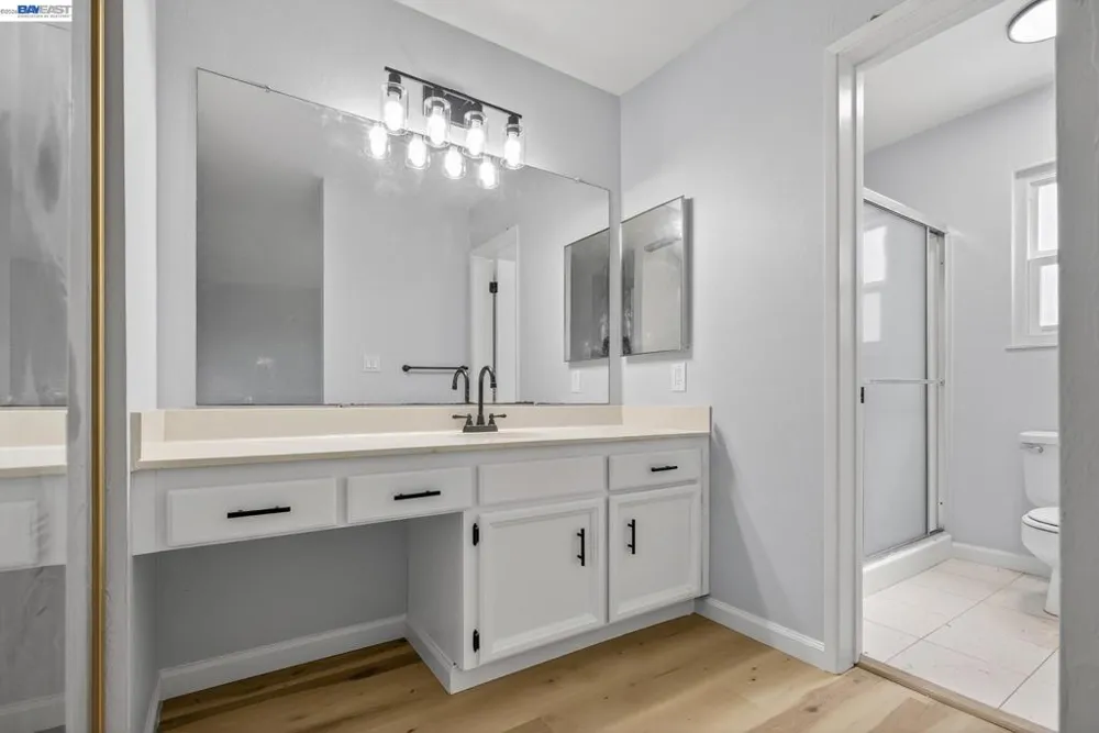 247 Sparrow Dr Hercules, CA 94547