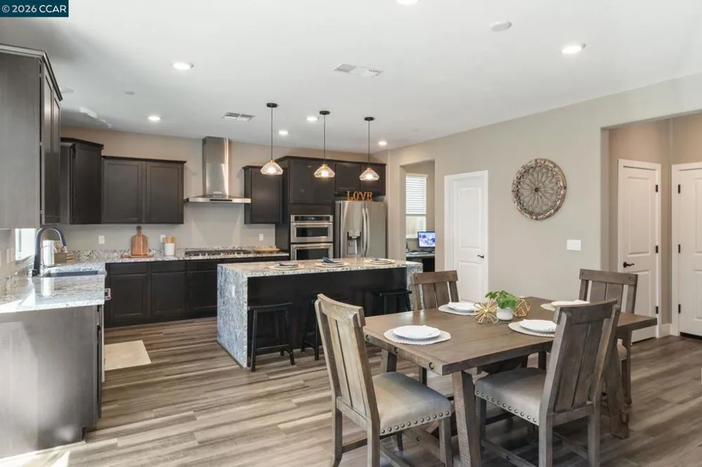 194 Elk Creek Dr Brentwood, CA 94513