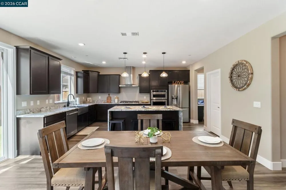 194 Elk Creek Dr Brentwood, CA 94513