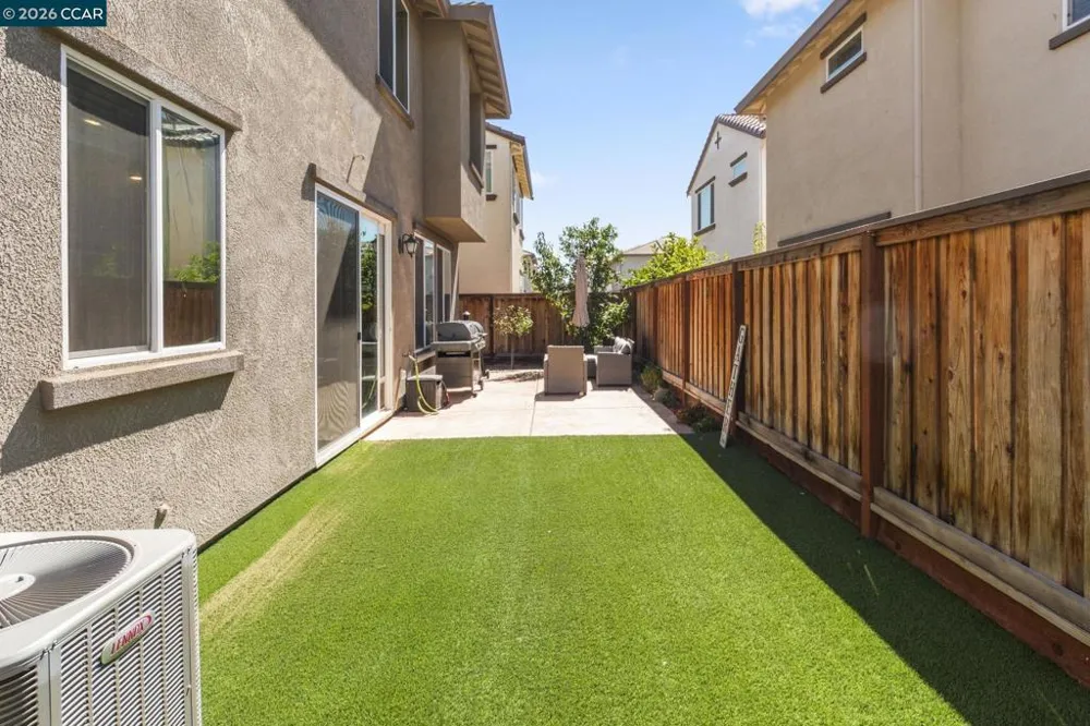 194 Elk Creek Dr Brentwood, CA 94513