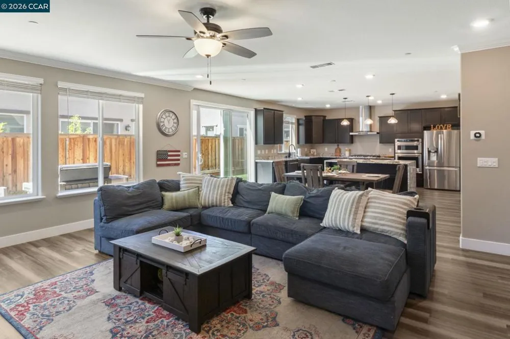 194 Elk Creek Dr Brentwood, CA 94513