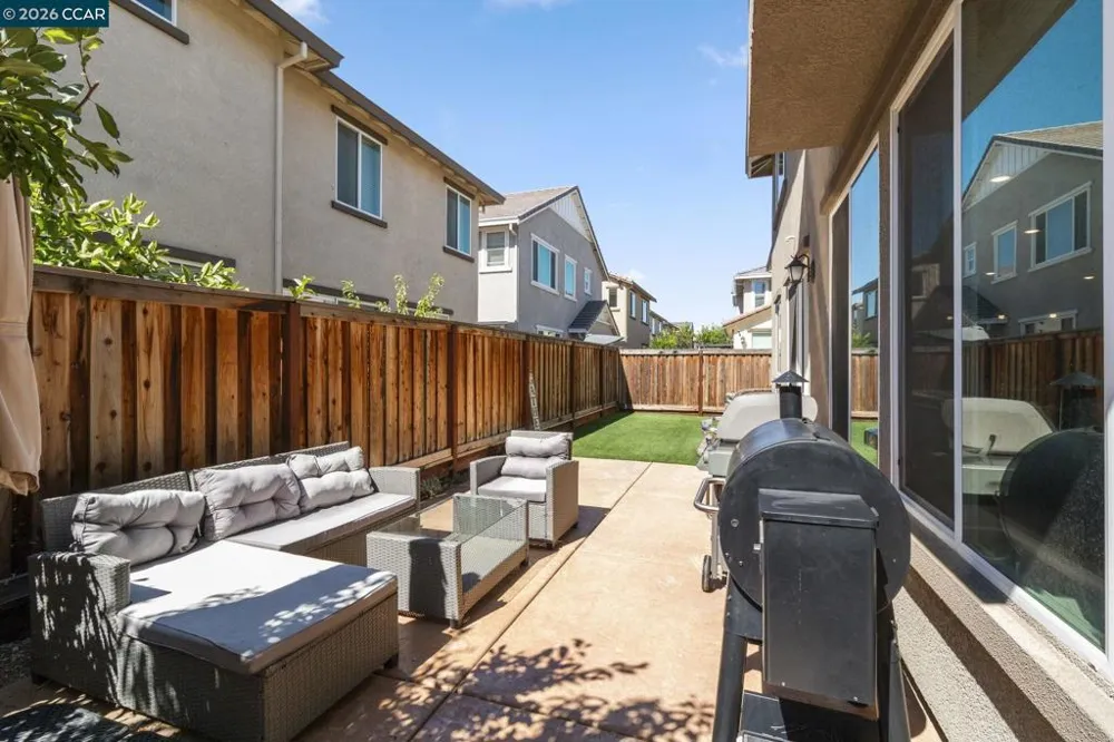 194 Elk Creek Dr Brentwood, CA 94513