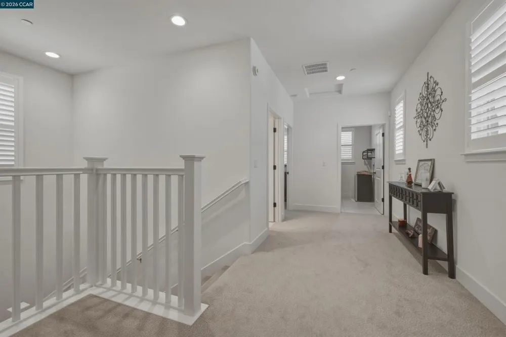 1669 S Macias Pl Mountain House, CA 95391