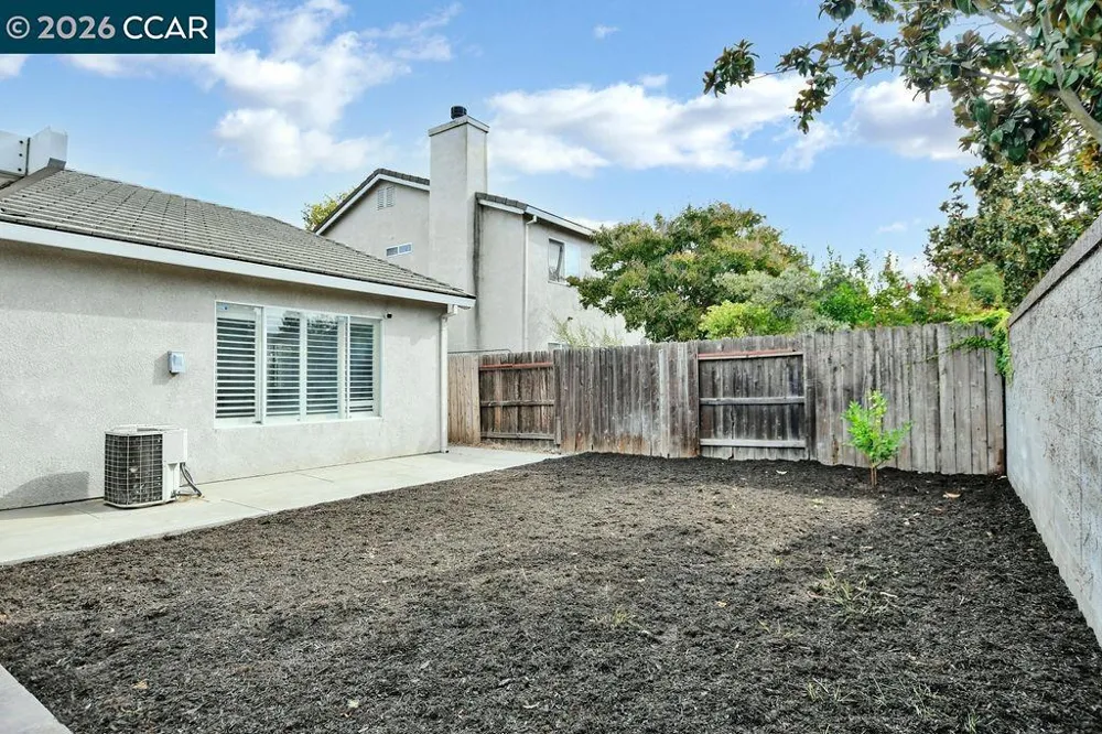 3904 Des Moines Dr Stockton, CA 95209
