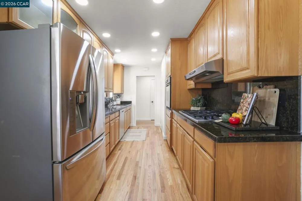 19 Mardock Ct Pleasant Hill, CA 94523