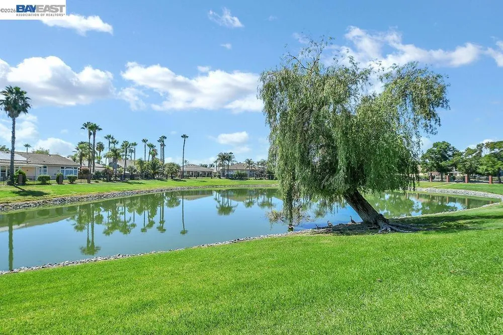 5661 Oakmont Ct Discovery Bay, CA 94505