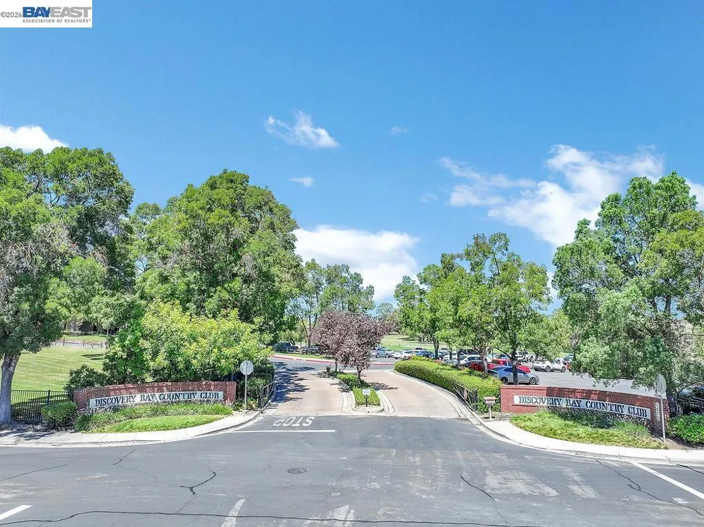 5661 Oakmont Ct Discovery Bay, CA 94505