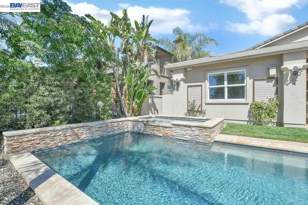 5661 Oakmont Ct Discovery Bay, CA 94505