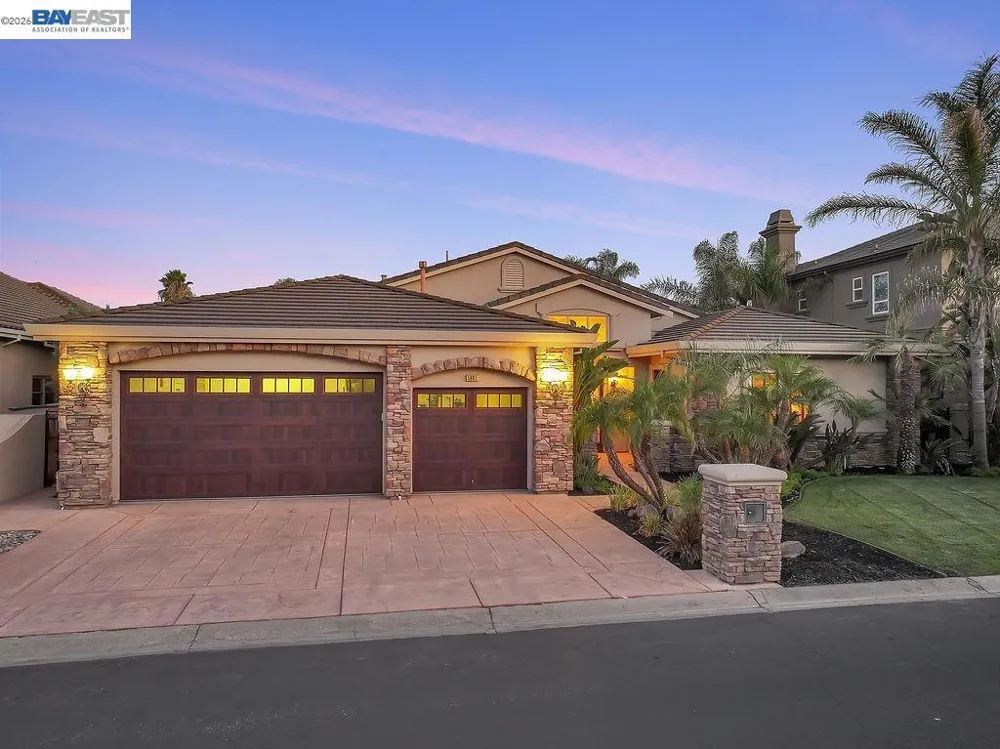 5661 Oakmont Ct Discovery Bay, CA 94505