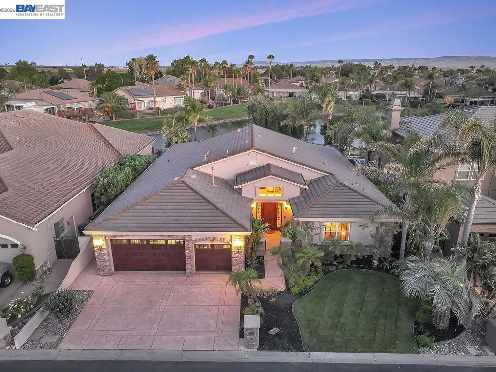 5661 Oakmont Ct Discovery Bay, CA 94505